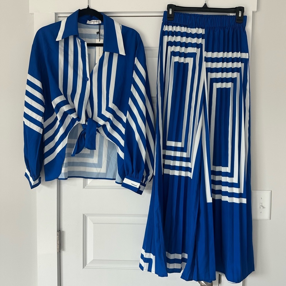 Commense Blue and White Striped 2 piece set - Picture 4 of 8